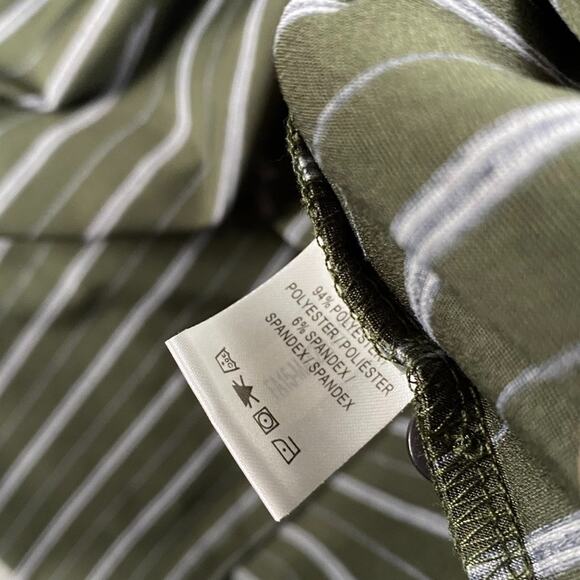 F&G Tech Golf Polo Shirt Men's XL Green White Striped Performance Causal New - Picture 8 of 9